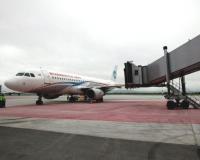 МЧС: пассажирский самолет Ту-204 совершил аварийную посадку во Владивостоке