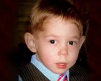 СМИ: судмедэксперты США обнаружили на теле 3-летнего Максима Кузьмина синяки