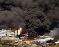 Взрыв на химическом заводе в Китае: эвакуировано 30 тысяч человек