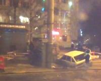 ЧП в Санкт-Петербурге: в Кировском районе два автомобиля провалились под землю