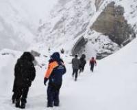 СКР: следователи выясняют обстоятельства гибели у вулкана на Камчатке трёх альпинистов