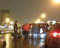 На востоке Москвы полиция в ходе погони со стрельбой задержала водителя иномарки