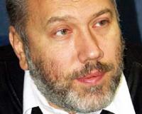 Порнорежиссер в своей квартире прятал казино