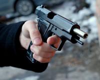 Москва: 3 человека ранены в ходе драки со стрельбой между соседями, не поделившими парковку