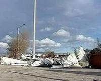 В Грузии ураганом повреждены сотни домов