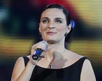 Модельер Елены Ваенги «посадила» певицу на жёсткую диету