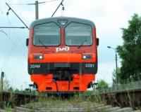 Электричка сбила трех рабочих в юго-восточной части Москвы