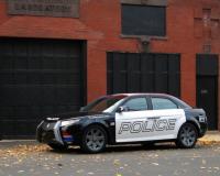 Группа каскадеров спасла жизнь пьяной девушке, пытавшейся сброситься с балкона 14-этажного дома