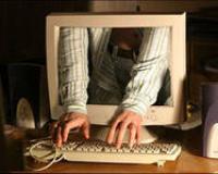 В США арестовали 4 россиян и одного украинца, организовавших крупнейшую кибератаку