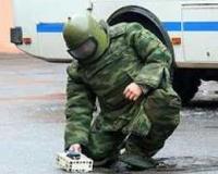 МВД: специалисты приступили к разминированию второй бомбы у магазина в Махачкале