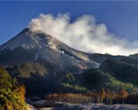 Российский турист исчез в районе кратера вулкана Мерапи