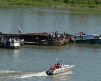 Баржа протаранила теплоход на Иртыше: 4 человека погибли, 6 пропали без вести