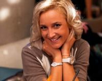 Ольга Бузова сама торгует в своих магазинах одежды