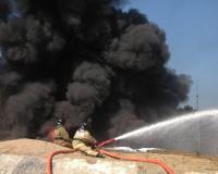 Нефтебазу под Ангарском, горевшую двое суток, удалось потушить