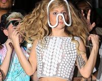 Леди Гага перекрасила волосы