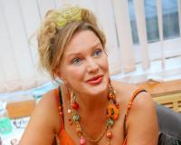 Звезде советского кино Елене Прокловой исполнилось 60 лет