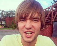 «Дом-2»: новый участник Альберт Резин любит жесткий секс