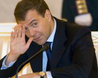 Чиновники во главе с Медведевым отдали зарплаты пострадавшим от наводнения на Дальнем Востоке