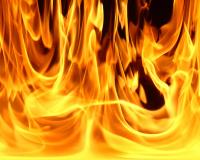 В Москве загорелся торговый центр