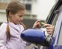 Депутат Госдумы предлагает не пускать в страну иностранных педофилов