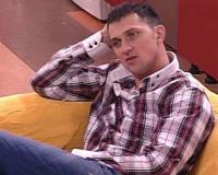 «Дом-2»: Сергей Сичкар не получит выигранную в конкурсе «Человек года» красную «Мазду»