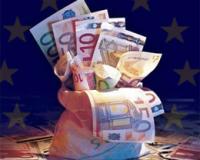 В Греции дети, играя в заброшенном доме, нашли мешок с 43 тысячами евро