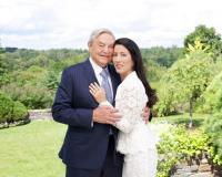 В третий раз женился 83-х летний американский миллиардер Джордж Сорос