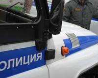 В Новосибирской области иномарка врезалась в остановку, погибла женщина