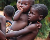 Российский полицейский в Либерии спас 7-летнего мальчика от принесения в жертву