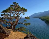 На Байкале затонул катер с браконьерами на борту