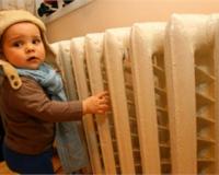 Свердловчанин поджег себя в городской администрации, требуя включить отопление в квартире