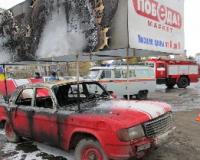 В Омске в рекламном автомобиле сгорел бродяга