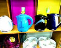 Китайцы отправляют в Россию чайники-шпионы