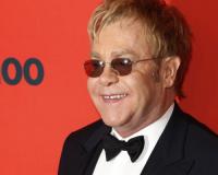 Активисты добились отмены концерта Элтона Джона в Екатеринбурге