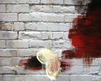 На стенах православного храма неизвестные оставили  экстремистские призывы