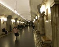 Владельцем сумки с тротилом, оставленной в питерском метро, оказался безработный пенсионер