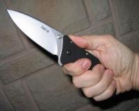Пьяный полицейский разгромил кафе в Санкт-Петербурге и ударил ножом коллегу
