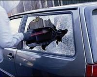 В Санкт-Петербурге двое  пьяных хулиганов за ночь разбили двадцать машин