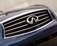 В Перми  неизвестные дотла сожгли  Infiniti