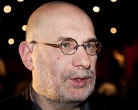 Борис Акунин отказался от участия в литературном форуме из-за Путина