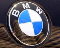Трое  бандитов в форме инспекторов ДПС в центре Москвы угнали BMW