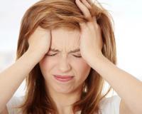 Ученые: запах лука, чеснока и жареной еды вызывает приступы мигрени