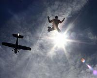 В небе над Южной Каролиной столкнулись опытные парашютисты, один погиб