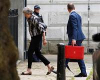 Brexit: -      