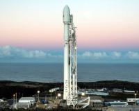 SpaceX      Falcon Heavy