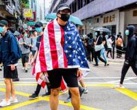 Гонконг: США предупреждают о бизнес-рисках