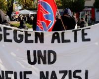 Немецкая ультраправая группировка пытается заблокировать мигрантов
