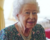95-летняя королева Великобритании заболела на COVID-19