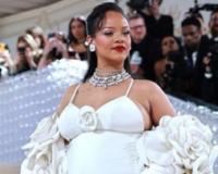 Met Gala:  ,       