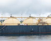 Россия увеличила экспорт нефти и СПГ в Китай вопреки санкционному давлению